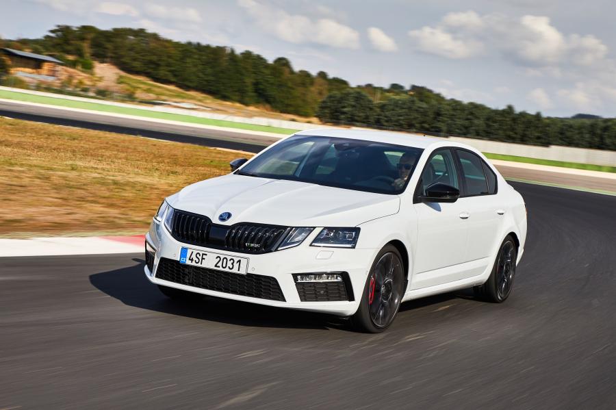  Skoda Octavia RS 245 (5E) 2017 года  (WW) (фото 40 из 50)